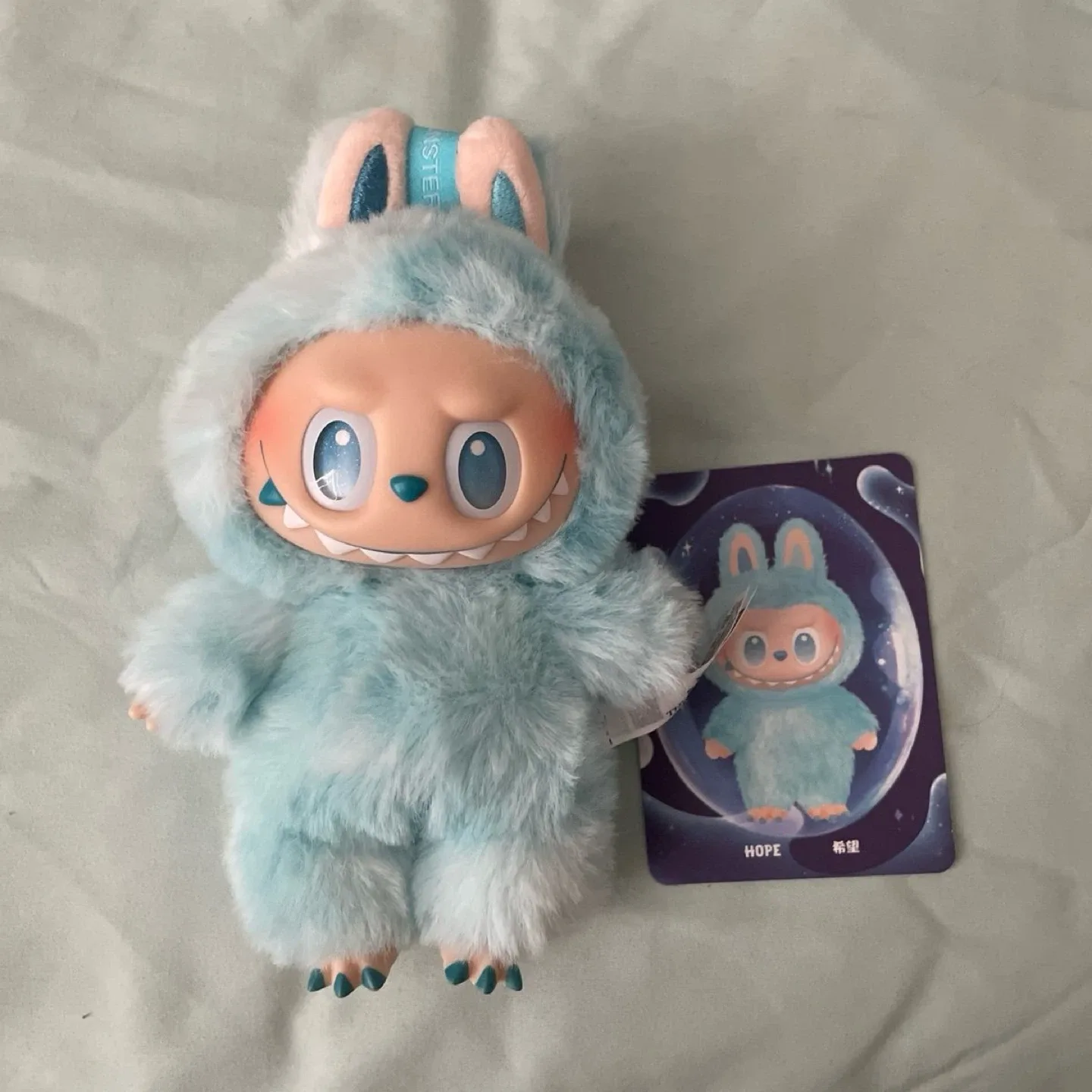 Hope Labubu with Card