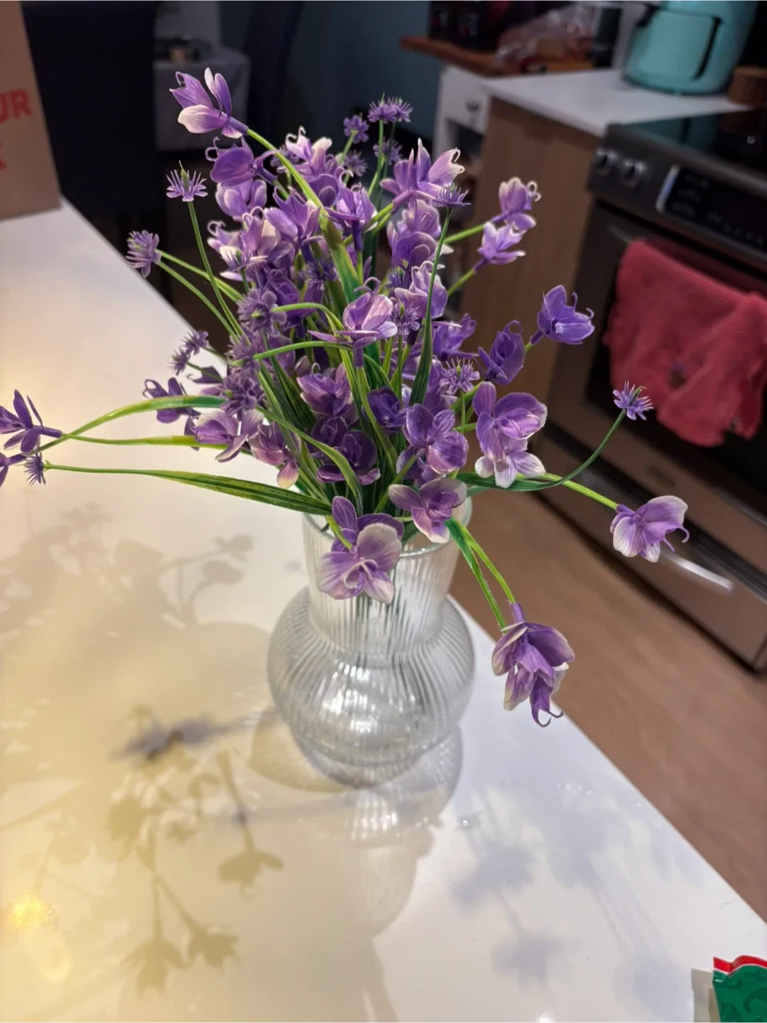Purple Artificial Flowers in Glass Vase image indicator(3)