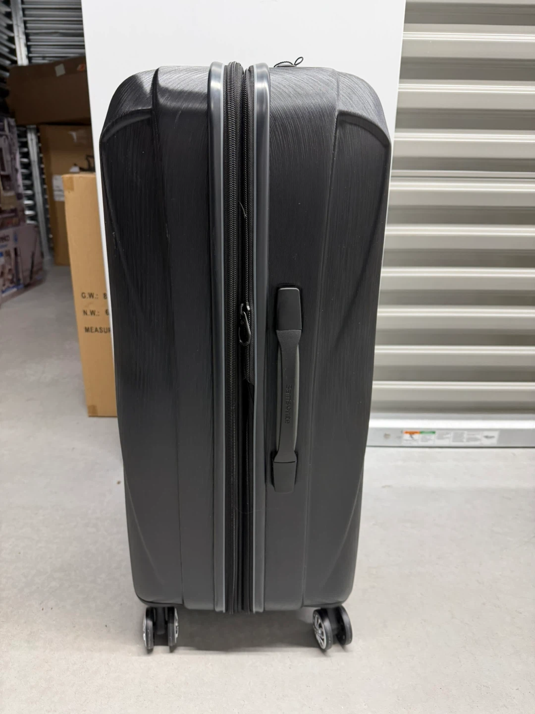 Samsonite Centric 2 Hardside Spinner Medium Suitcase - Black - photo 4
