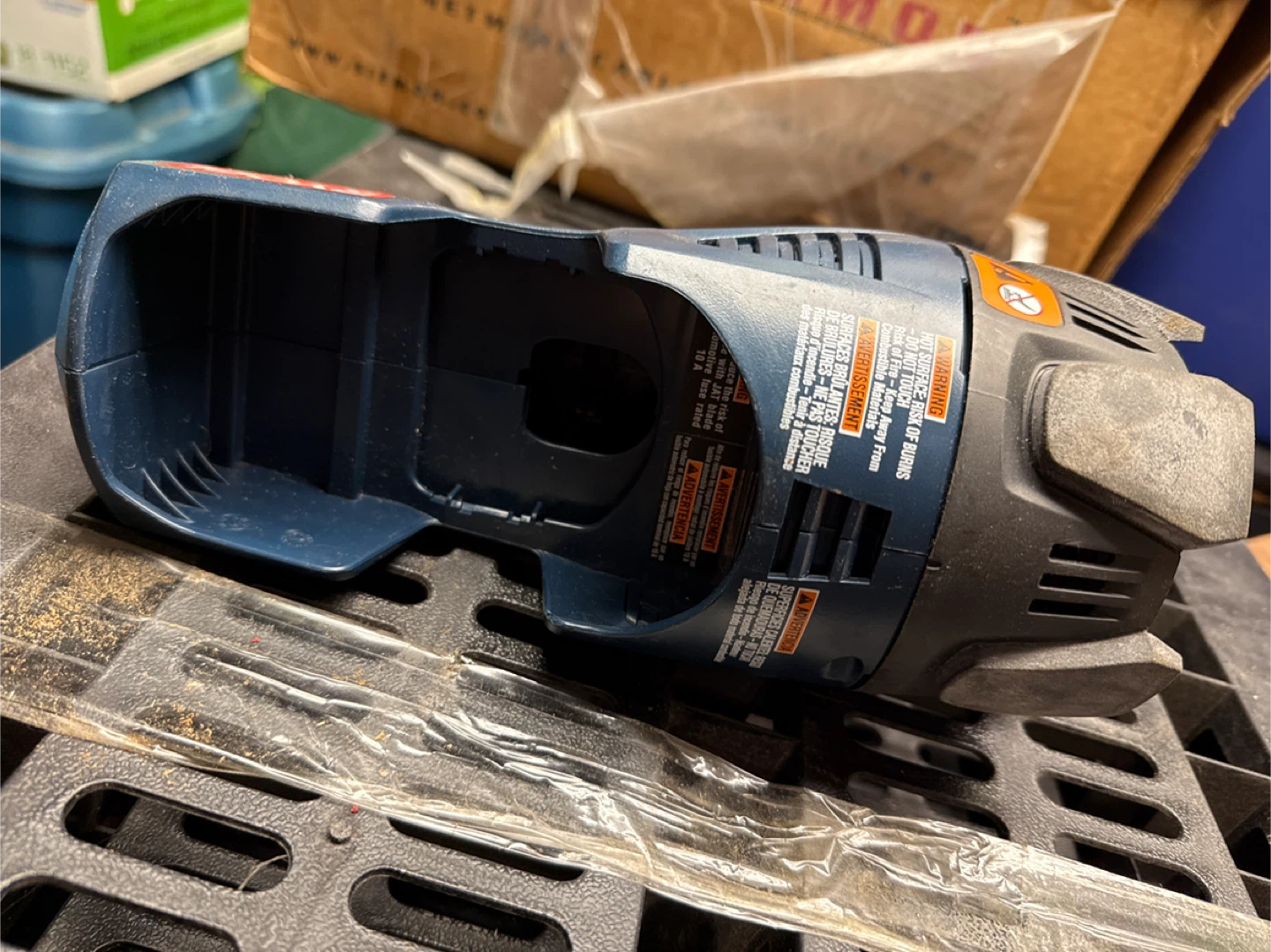 Ryobi P715 18V Cordless Spotlight - photo 4