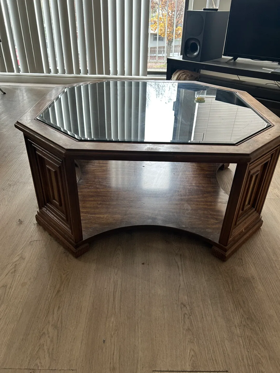 Octagon Glass Top Coffee Table image indicator(2)