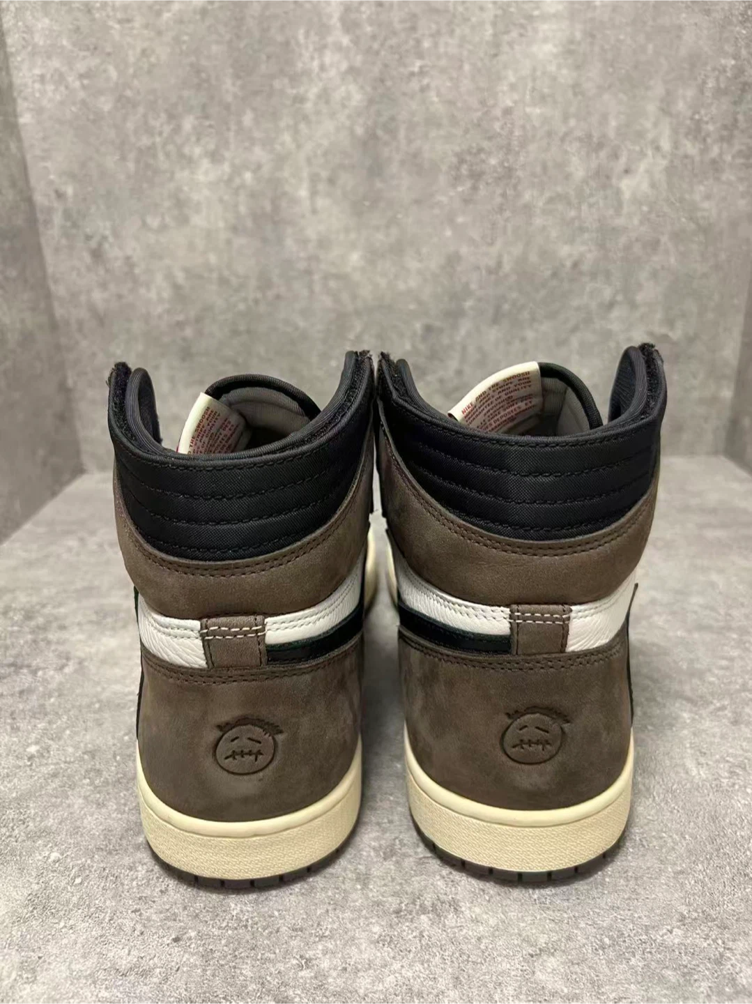 Nike Air Jordan 1 Travis Scott - og high mocha size 11 - photo 3