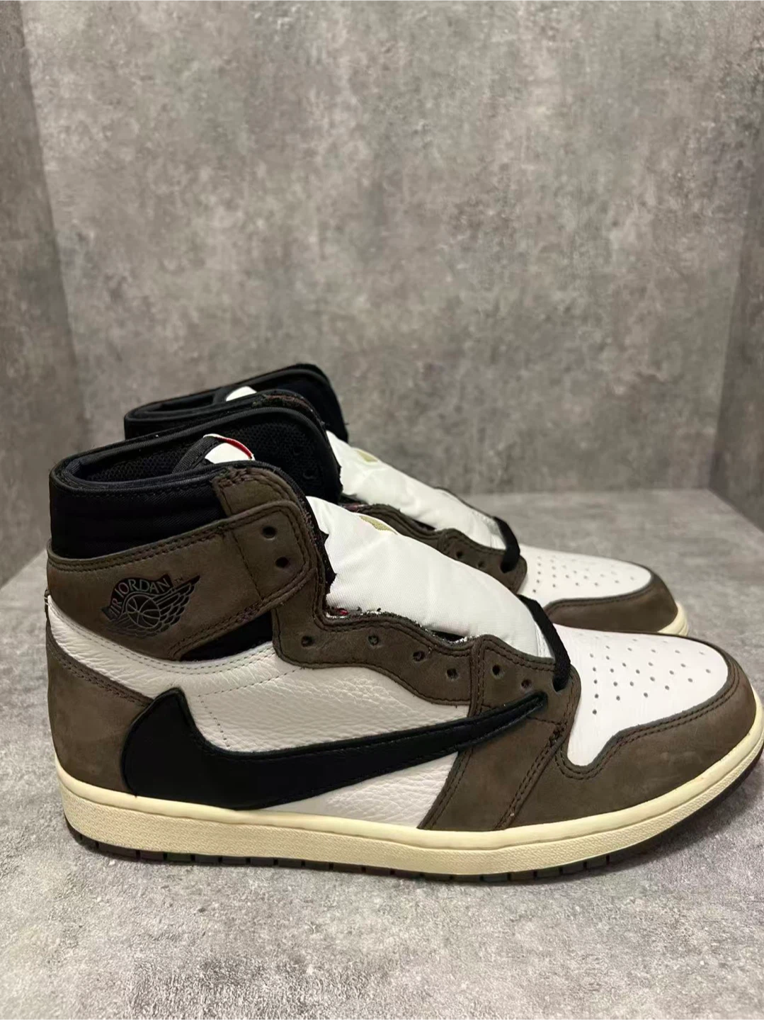 Nike Air Jordan 1 Travis Scott - og high mocha size 11 - photo 4