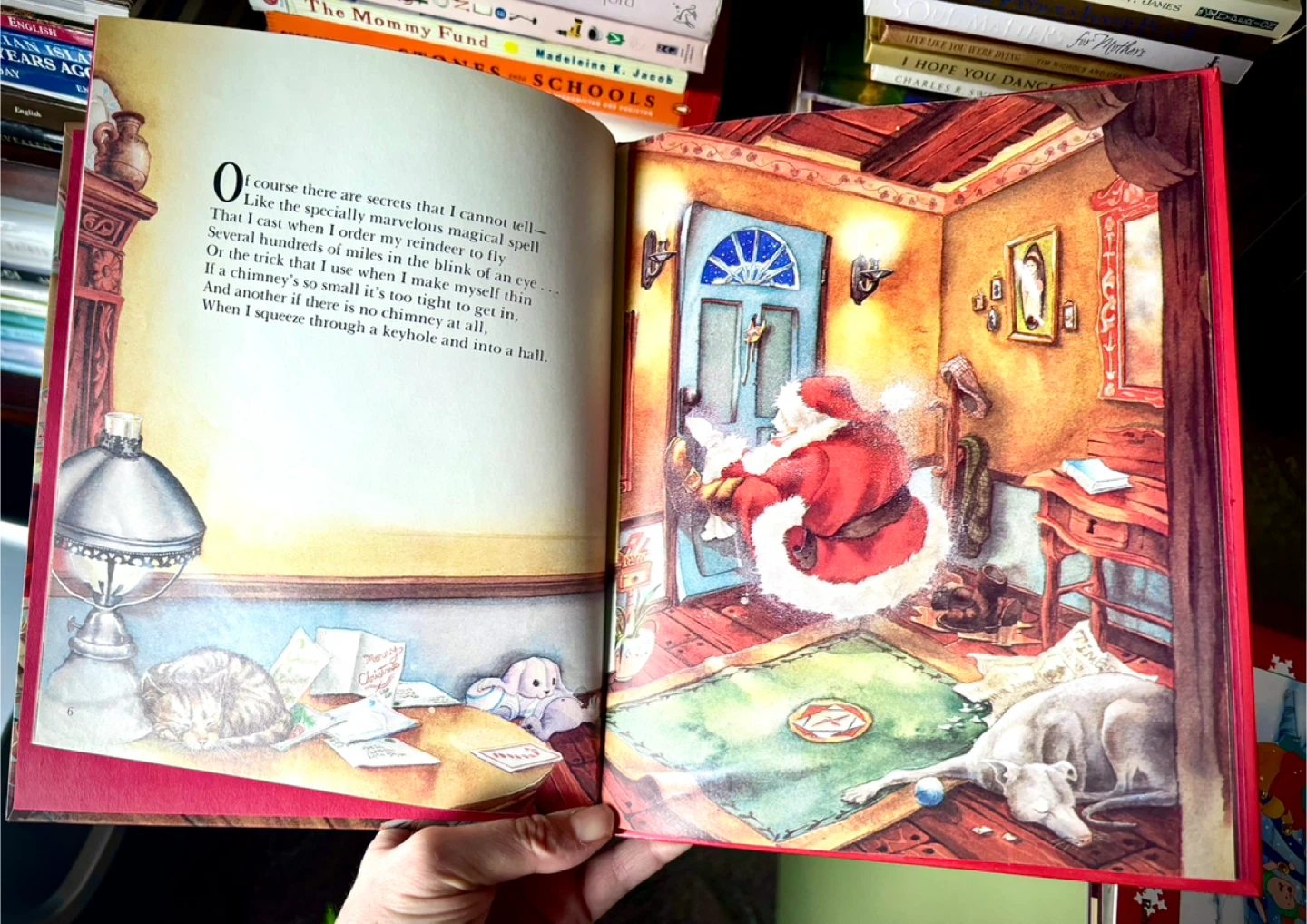 HARDCOVER CHRISTMAS BOOK "Santa's Christmas Journey" - photo 4
