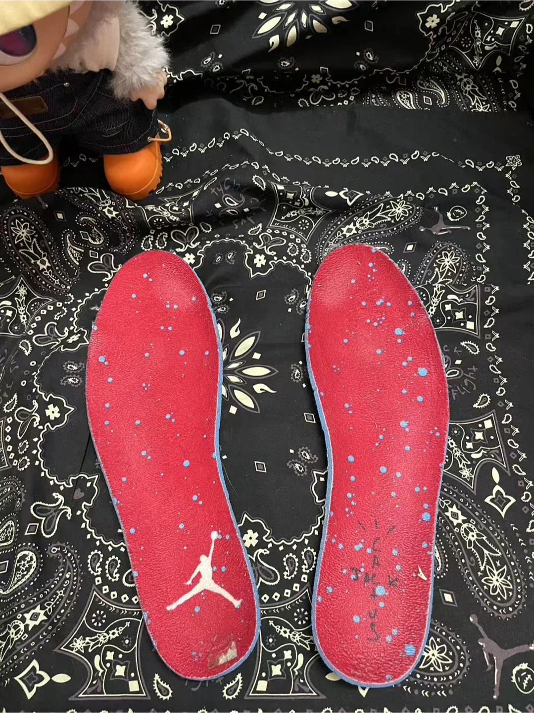 Air Jordan 4 Retro Travis Scott Cactus Jack size 11.5 image indicator(10)