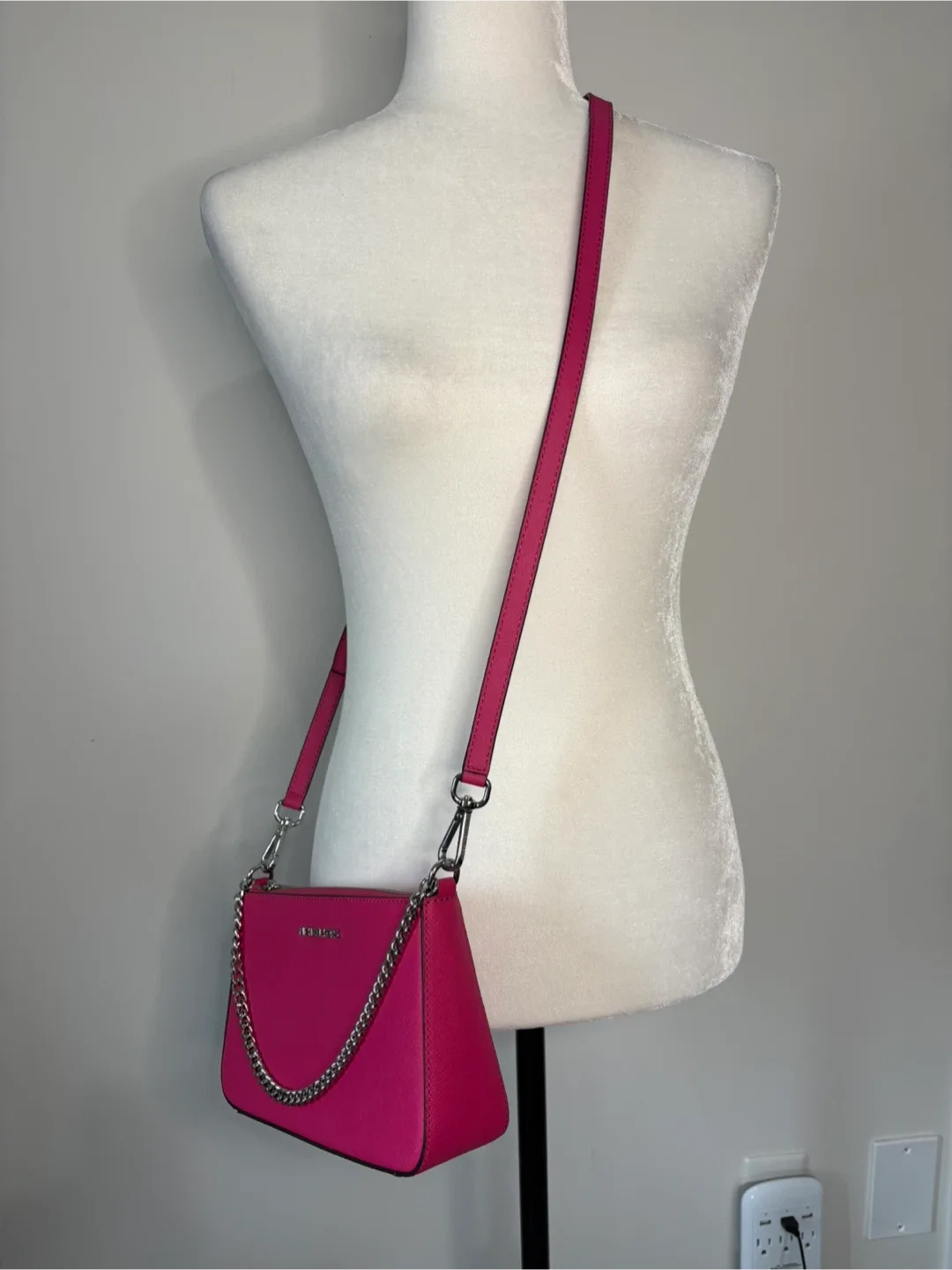 NEW (but removed tag) Michael Kors Pink Crossbody Bag image indicator(3)