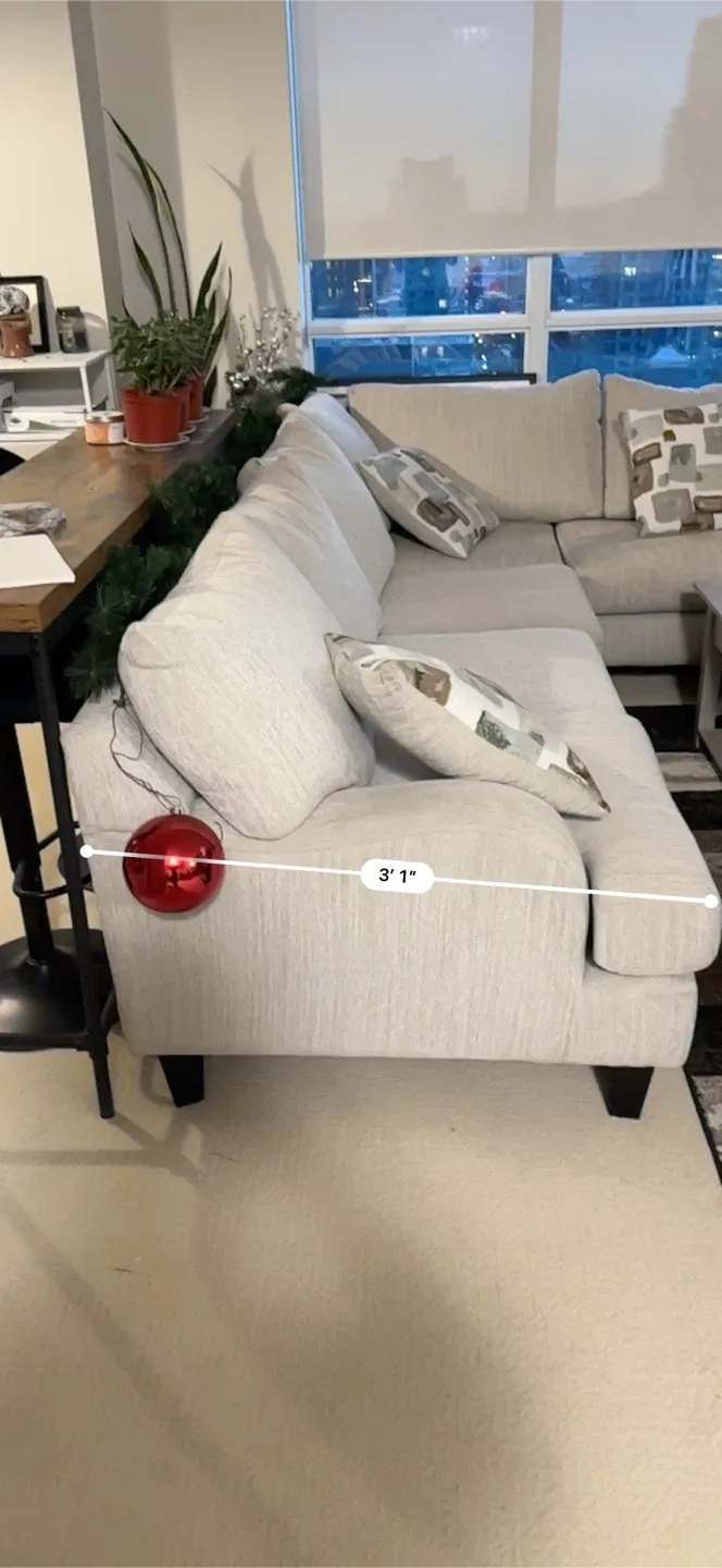 Nofia 3-Piece Sectional - Linen Beige image indicator(5)