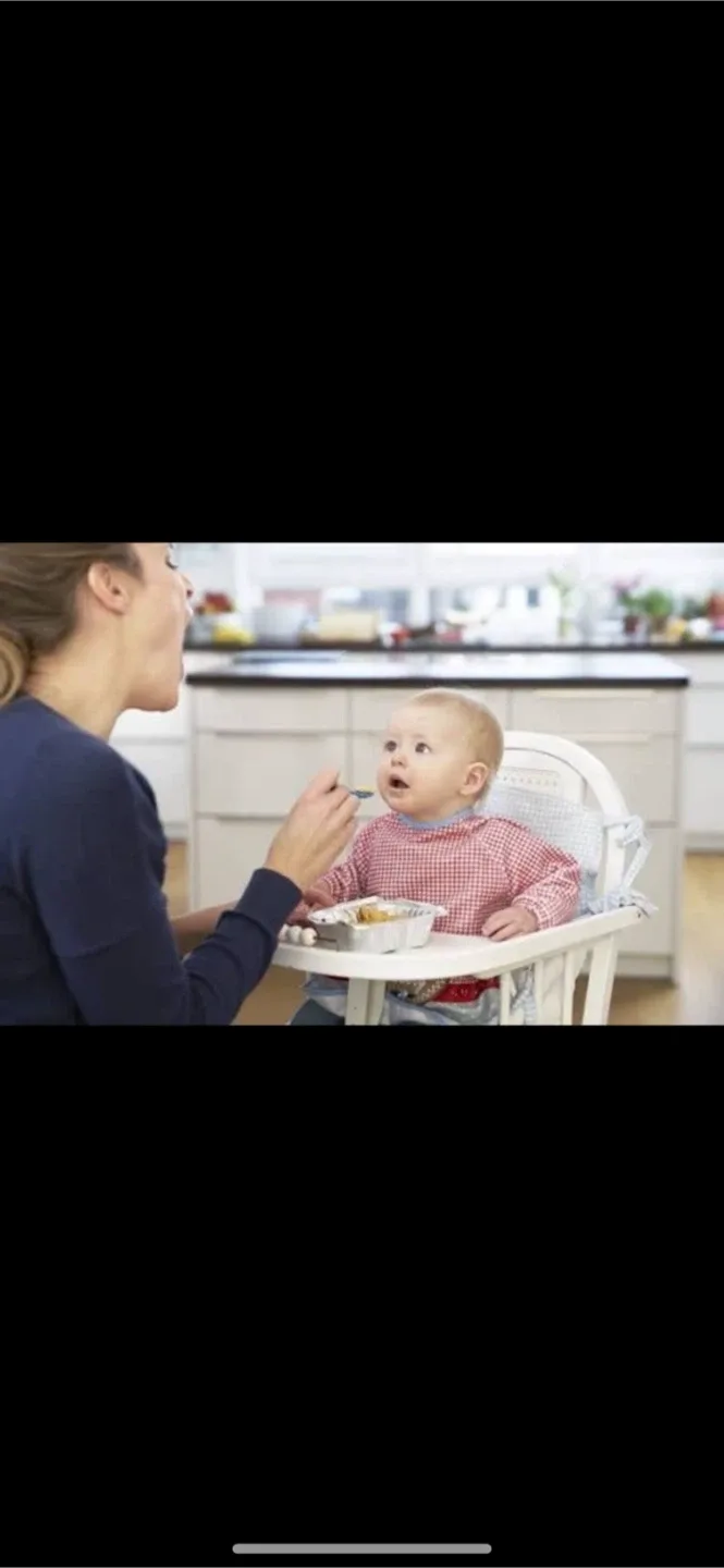 Baby Eating Feeding High Chair image indicator(9)