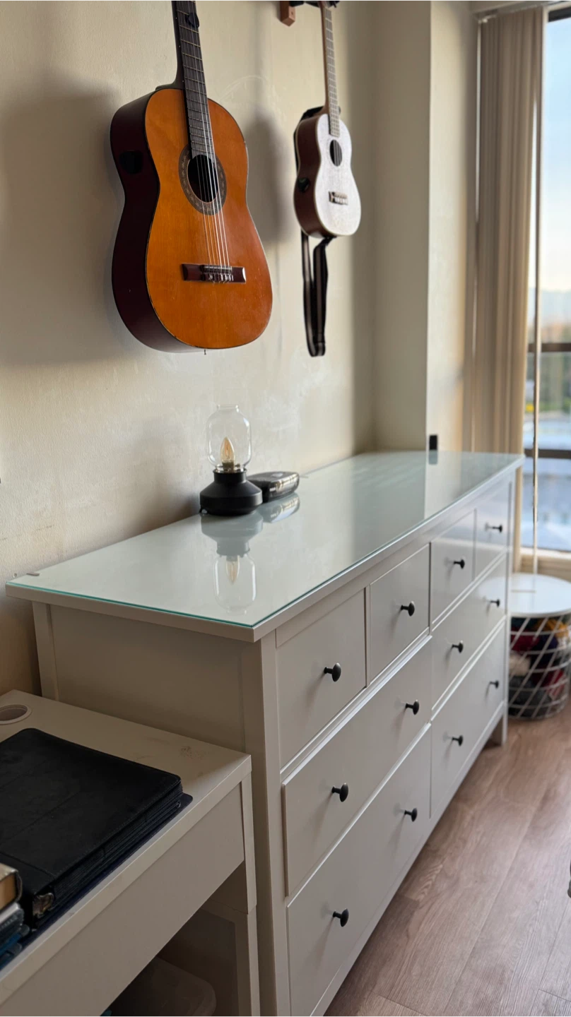 IKEA HEMNES 8-drawer dresser + glass table top (white)