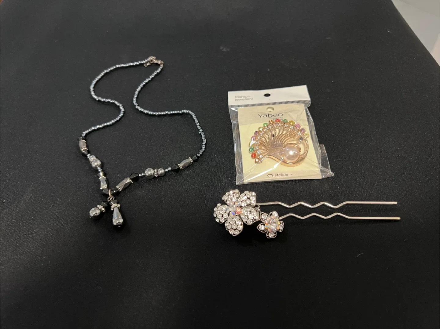 Fashion Jewellery: Necklace, Hair Pin, Brooch