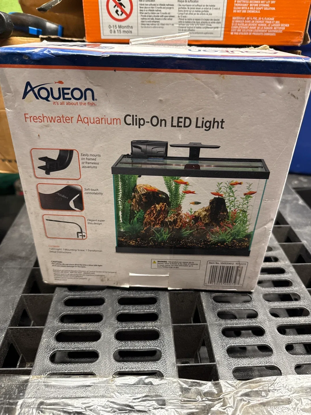 Aqueon Freshwater Aquarium Clip-On LED Light image indicator(3)