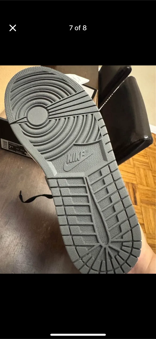 Air Jordan 1 Mid Black/Iron Grey, Size 7.5 image indicator(7)