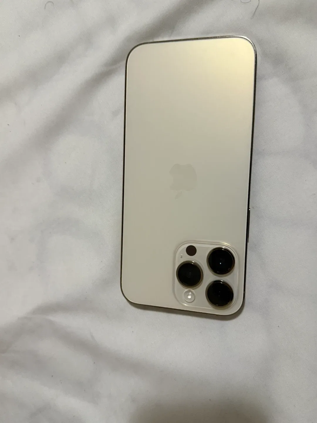 Unlocked iPhone 14 Pro Max - No scratches, No Issues