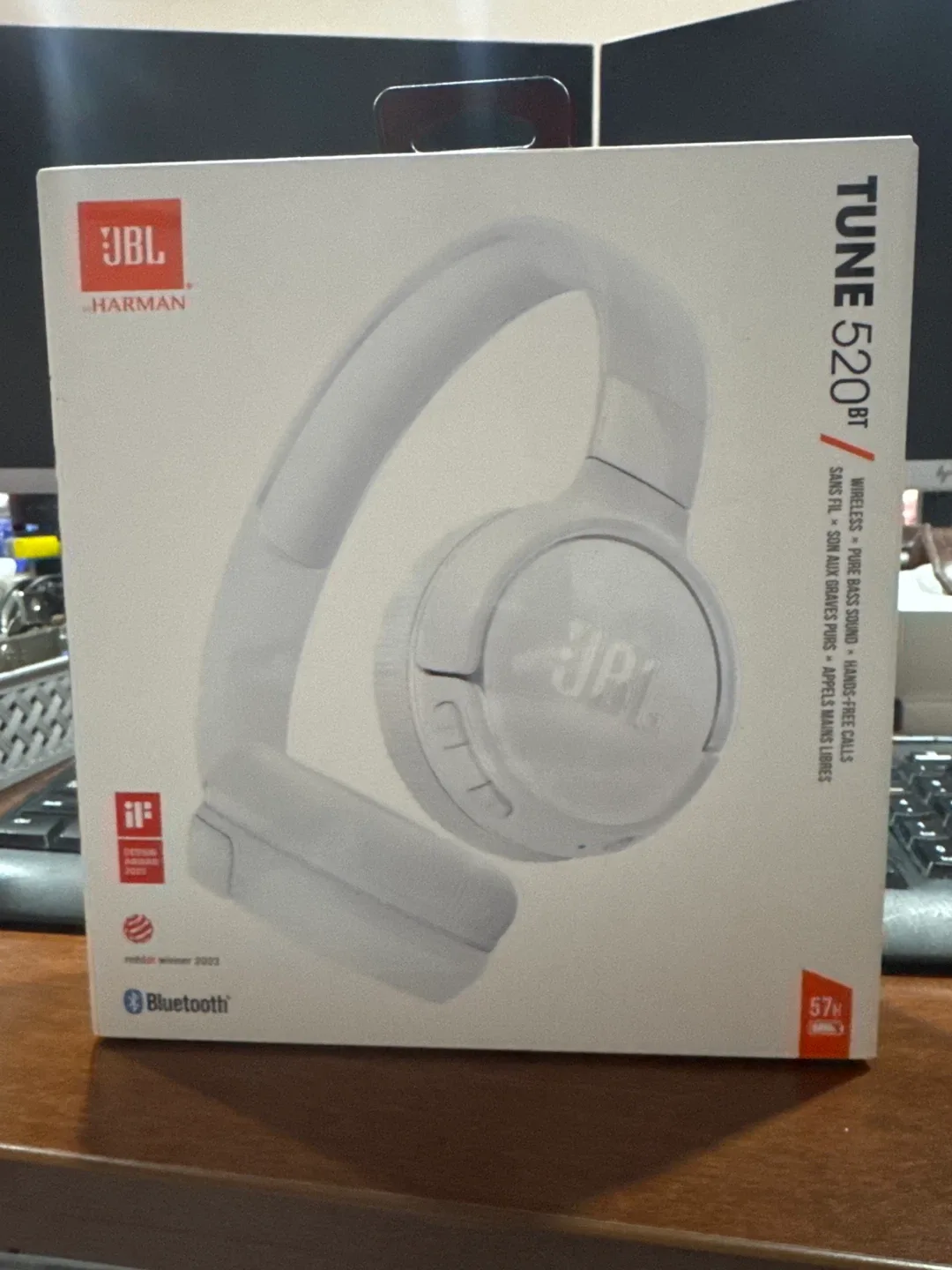 New JBL Tune 520BT Wireless Headphones