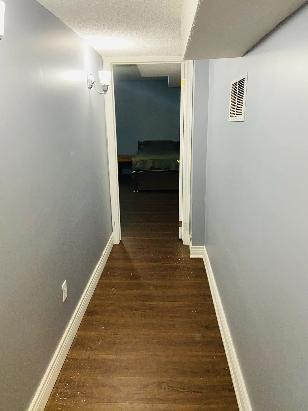 Shared room For Rent image indicator(3)