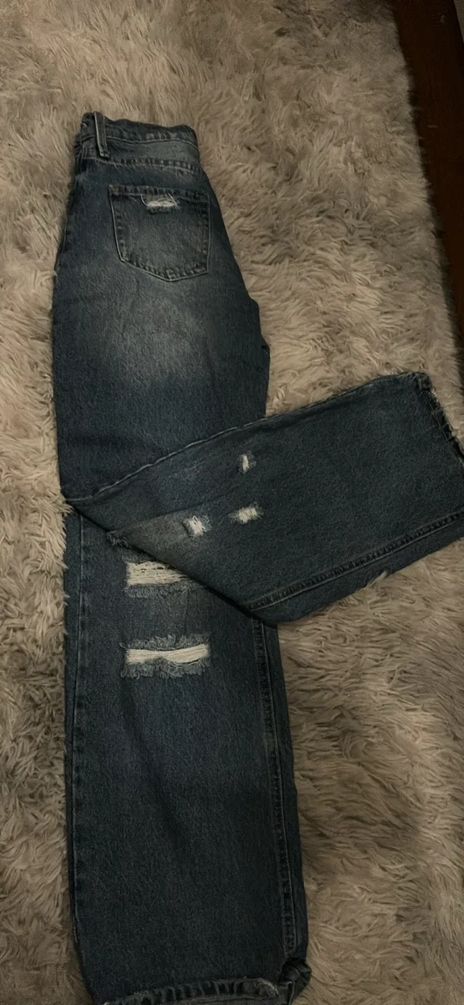 Fashion Nova Distressed Wide Leg Jeans image indicator(2)