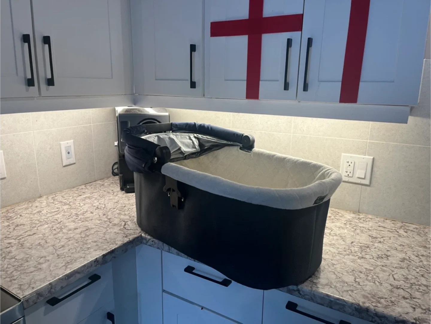 Baby bassinet image indicator(2)