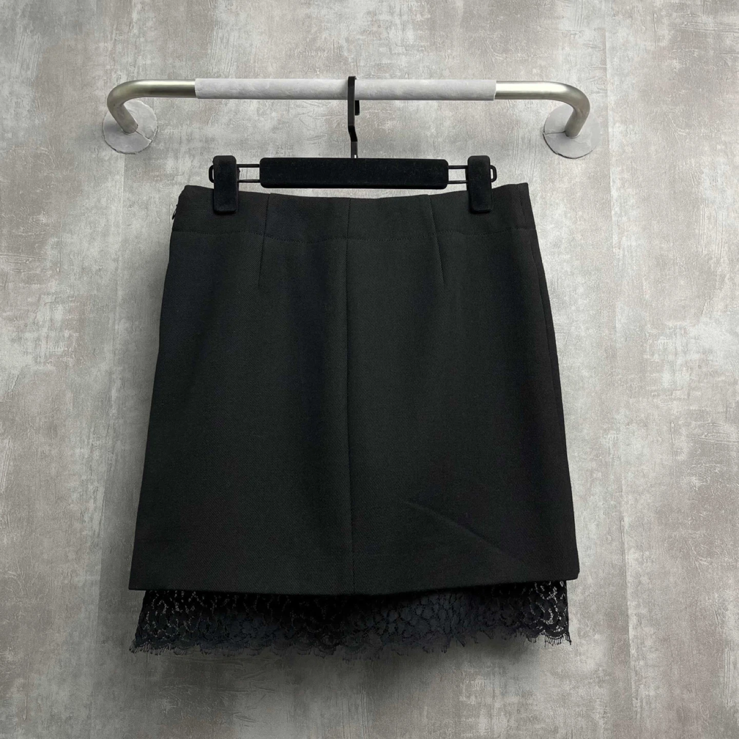 Authentic Givenchy Black Mini Skirt - photo 3