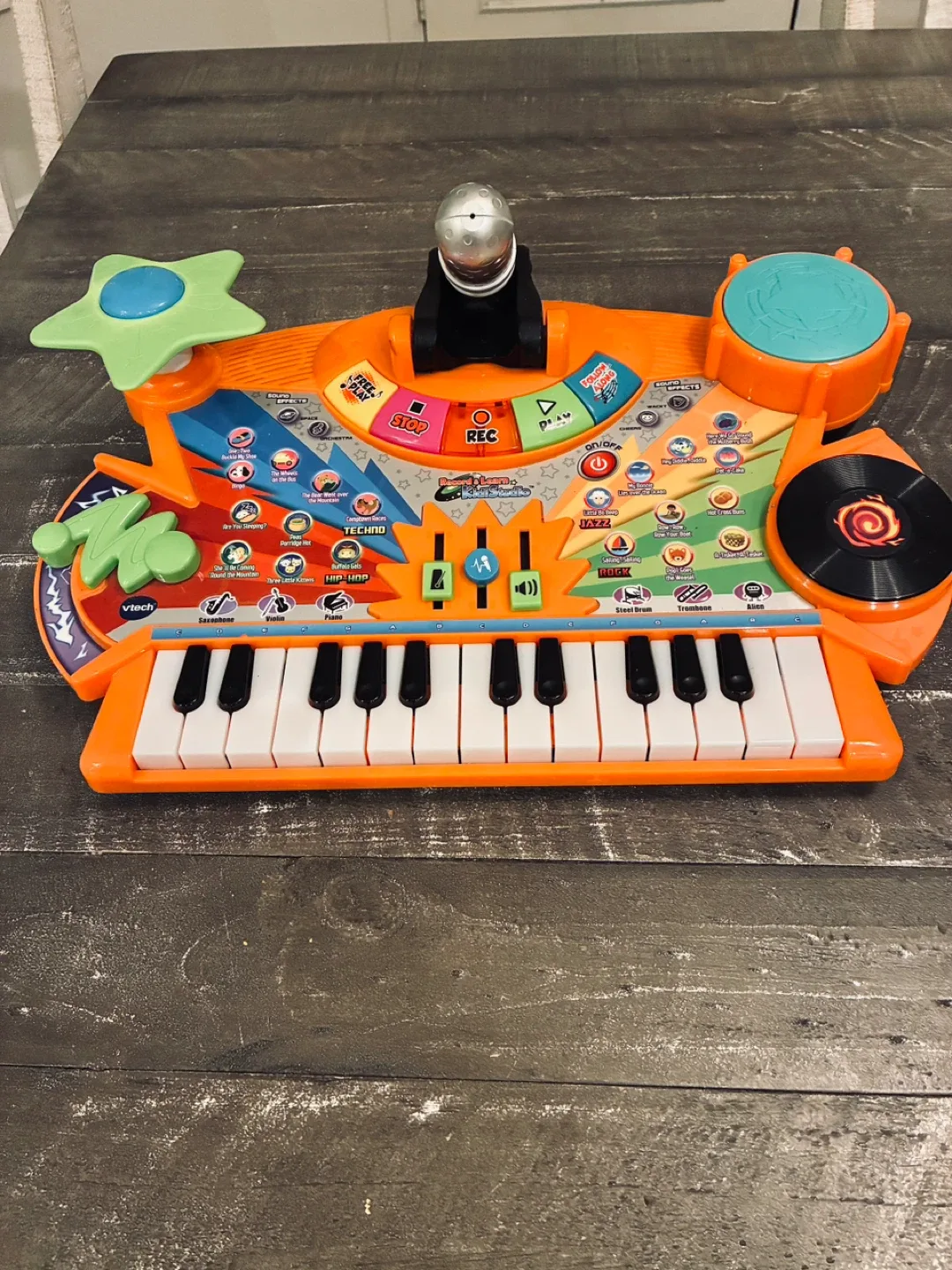 Vtech record & learn kids studio