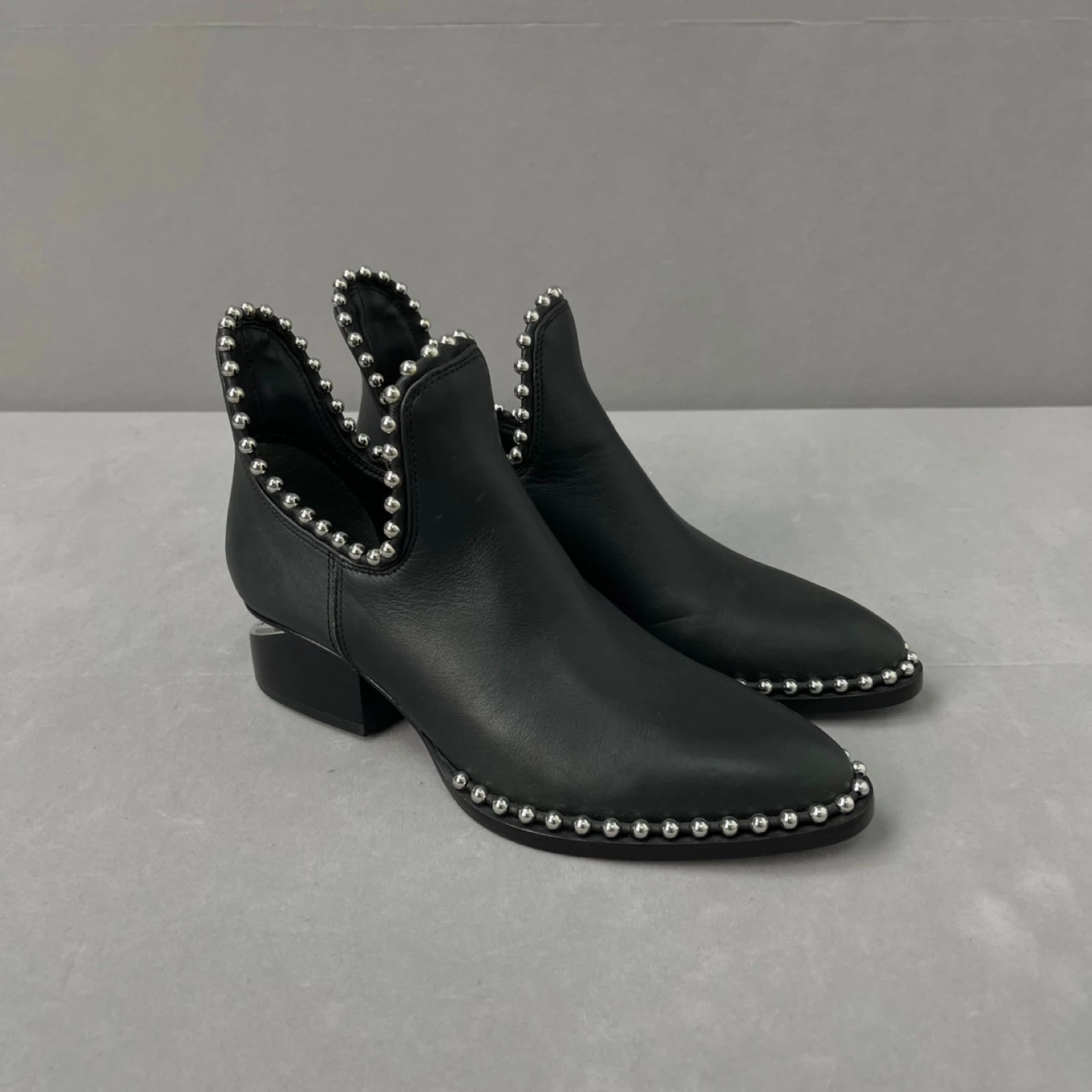 Alexander Wang studded black  boots, size 35 - photo 3