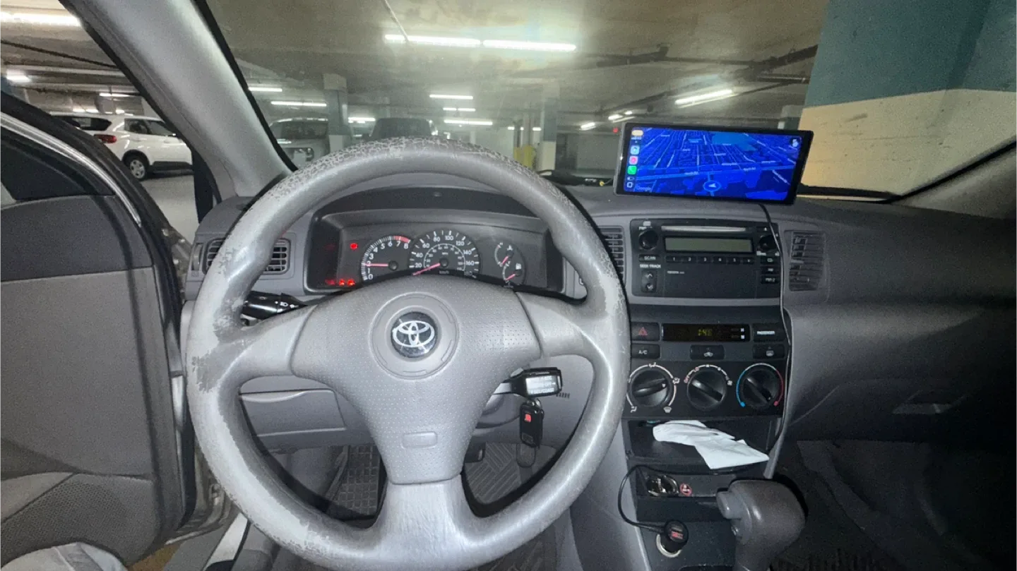 Toyota Corolla Sedan - Silver image indicator(4)