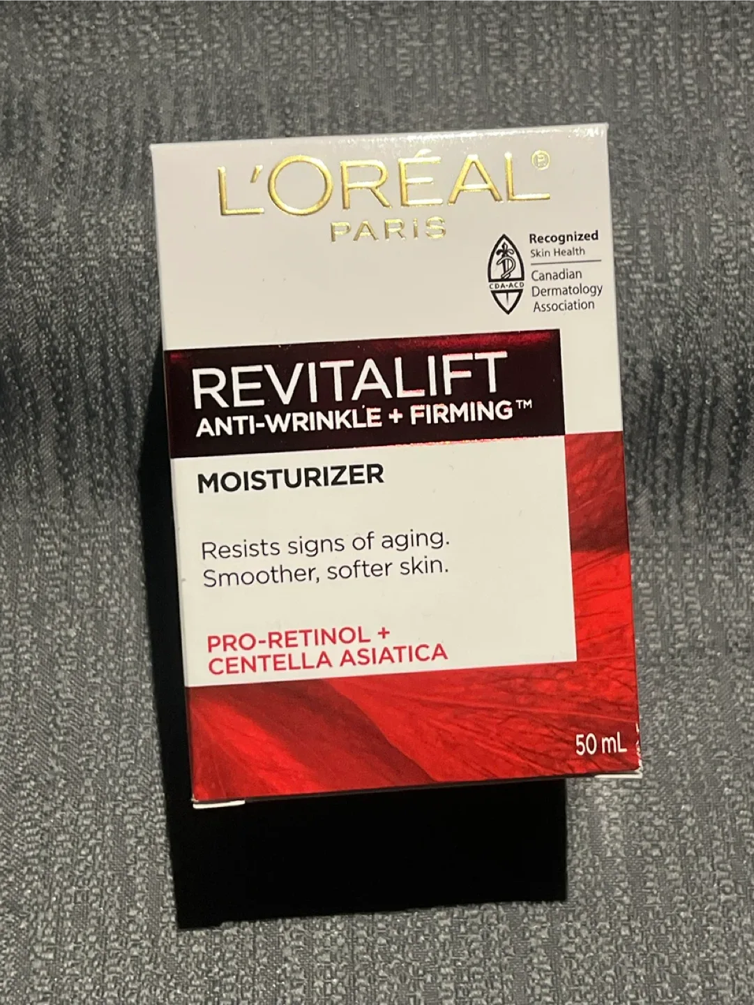 L'Oréal Paris Revitalift Anti-Wrinkle Firming Moisturizer