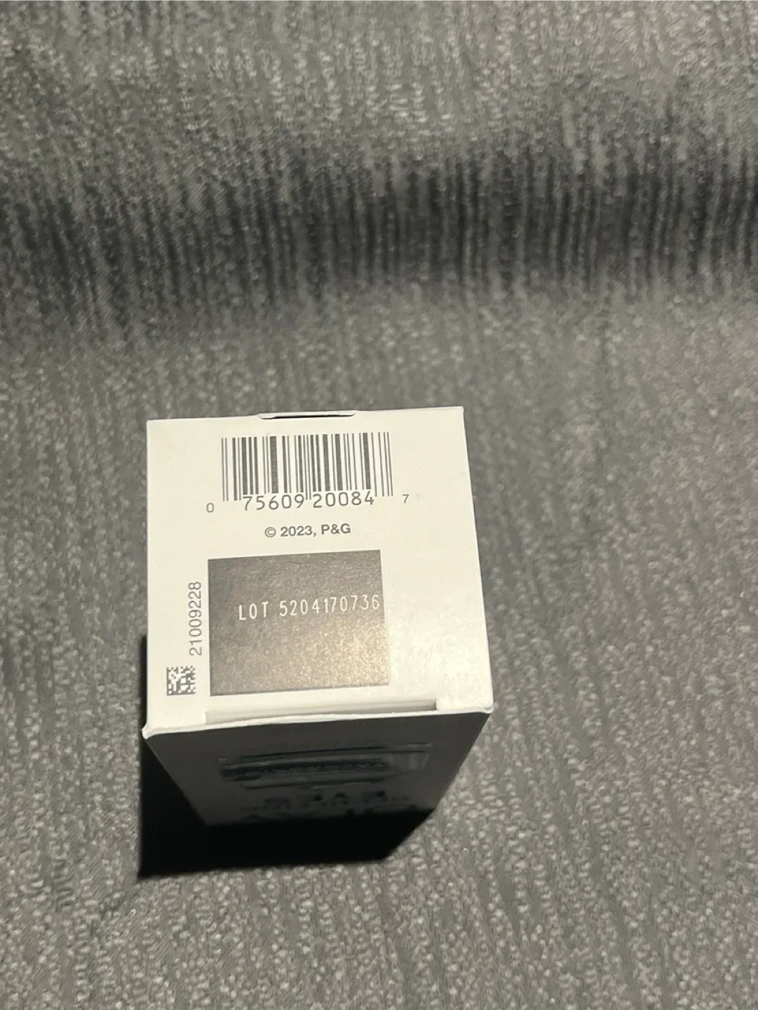 Olay Depuffing Eyes Hyaluronic Eye Gel - New image indicator(3)