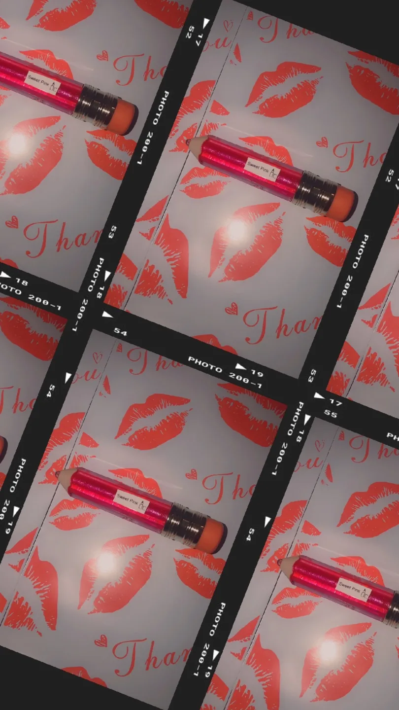 Lip Gloss image indicator(2)