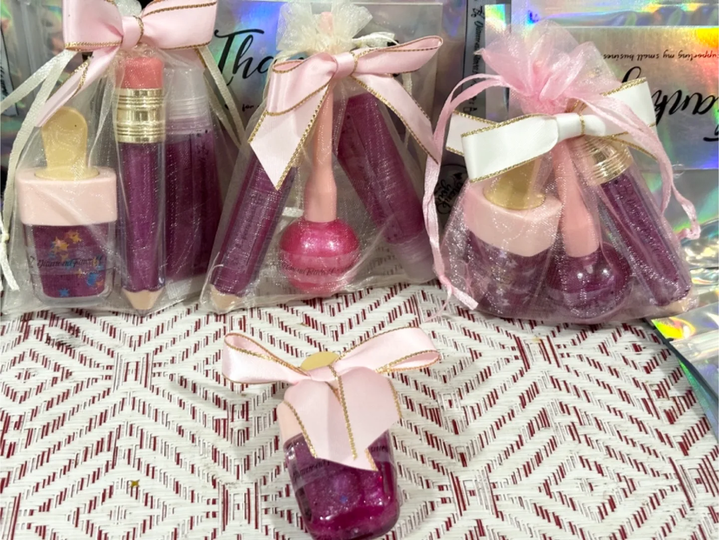 Lip Gloss image indicator(7)