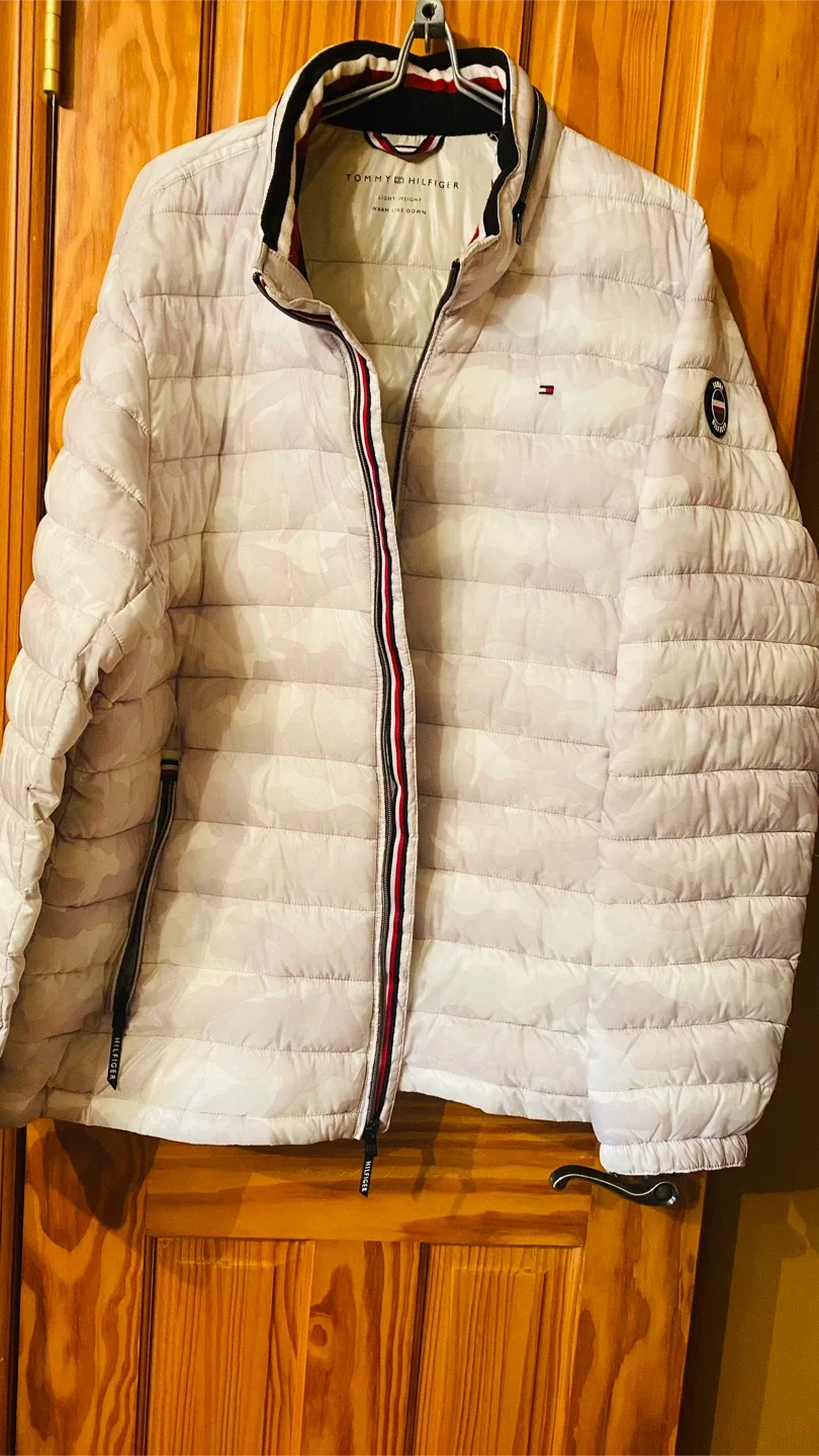 Tommy Hilfiger Ice Puffer Jacket - XL - New image indicator(3)