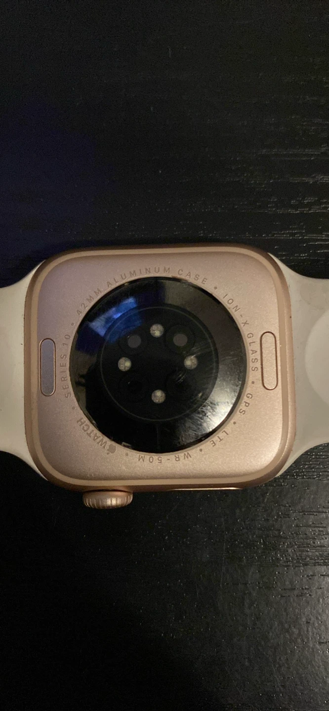Apple Watch Series 10 42mm Gold Aluminum Case - photo 2