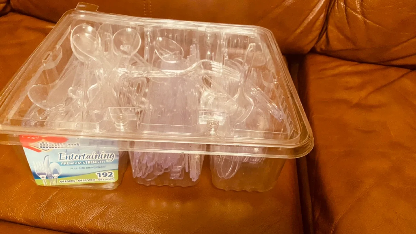 Diamond Entertaining Premium Strength Full Size Dinnerware image indicator(5)