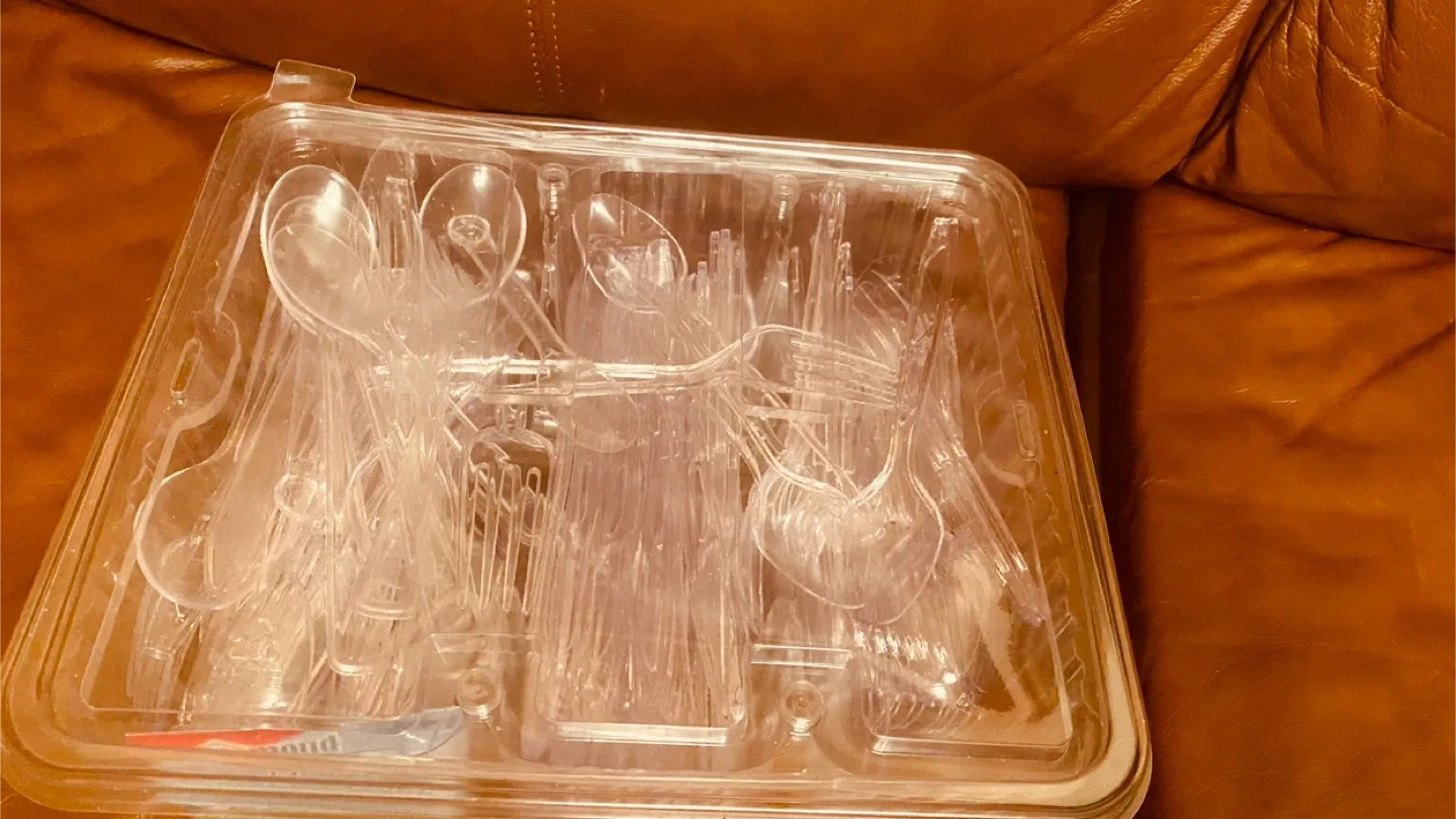 Diamond Entertaining Premium Strength Full Size Dinnerware image indicator(4)