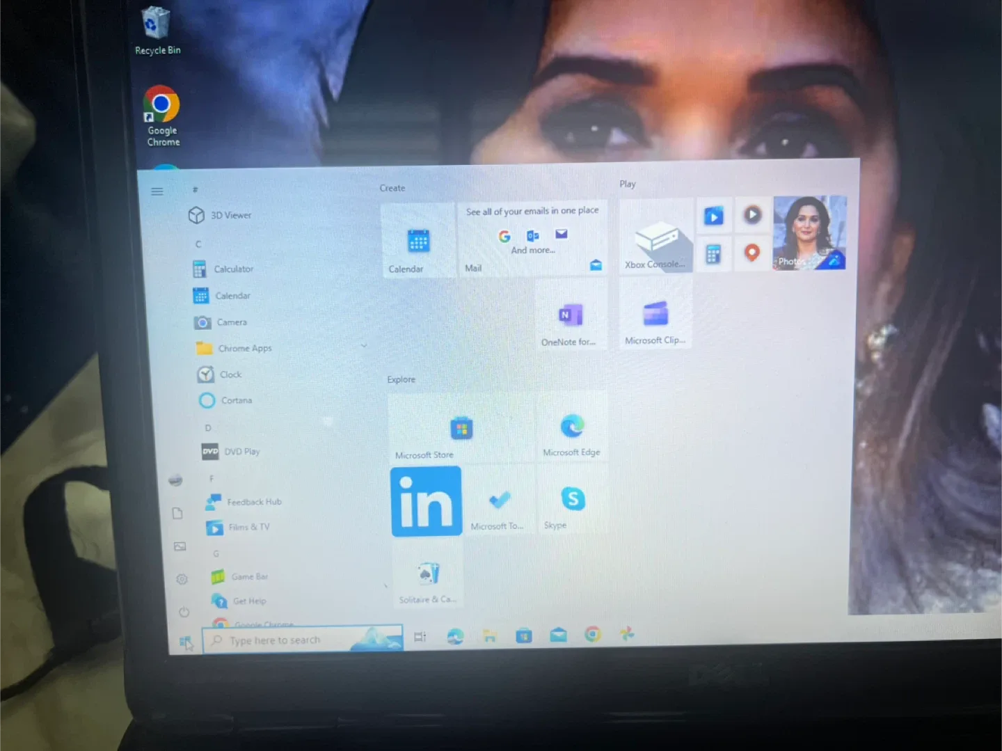 For sale Dell laptop 17” with charger adapter widow 10 image indicator(7)