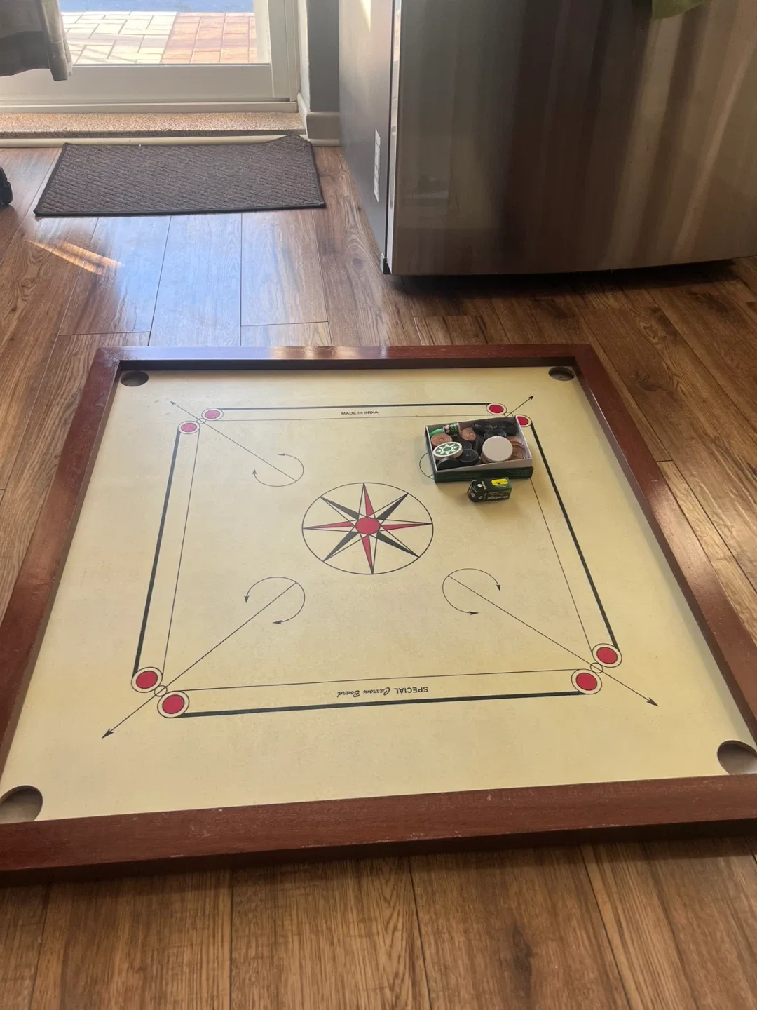 Carrom Board Game image indicator(2)