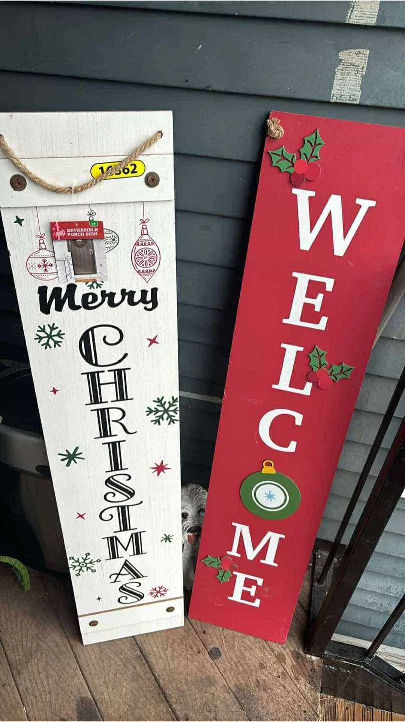 Gnome & Welcome Christmas Porch Signs image indicator(2)