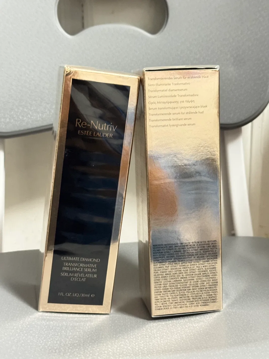 Estee Lauder Re-Nutriv Ultimate Diamond Serum - NEW image indicator(2)