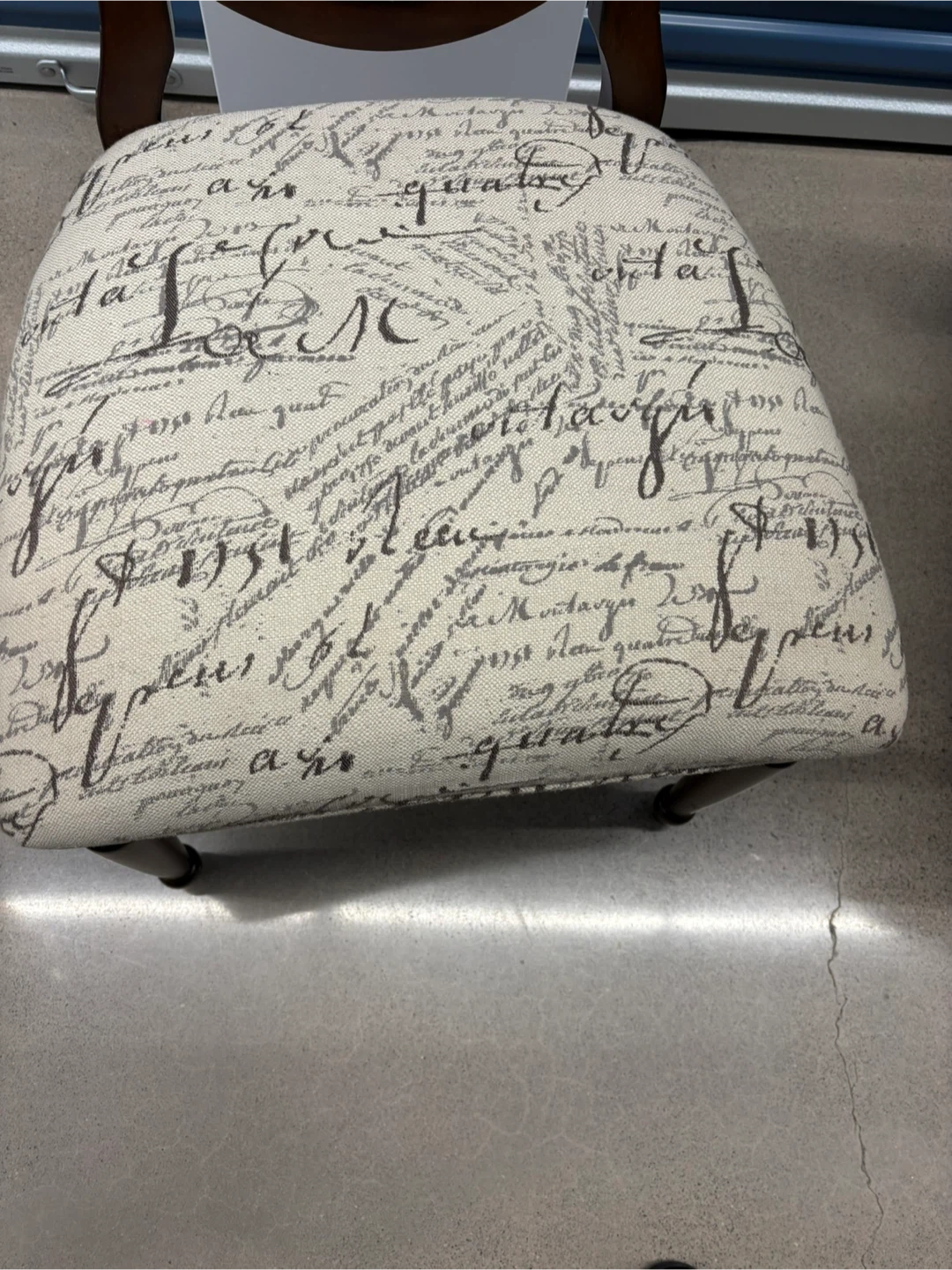 Accent Chair with Script Design - photo 3