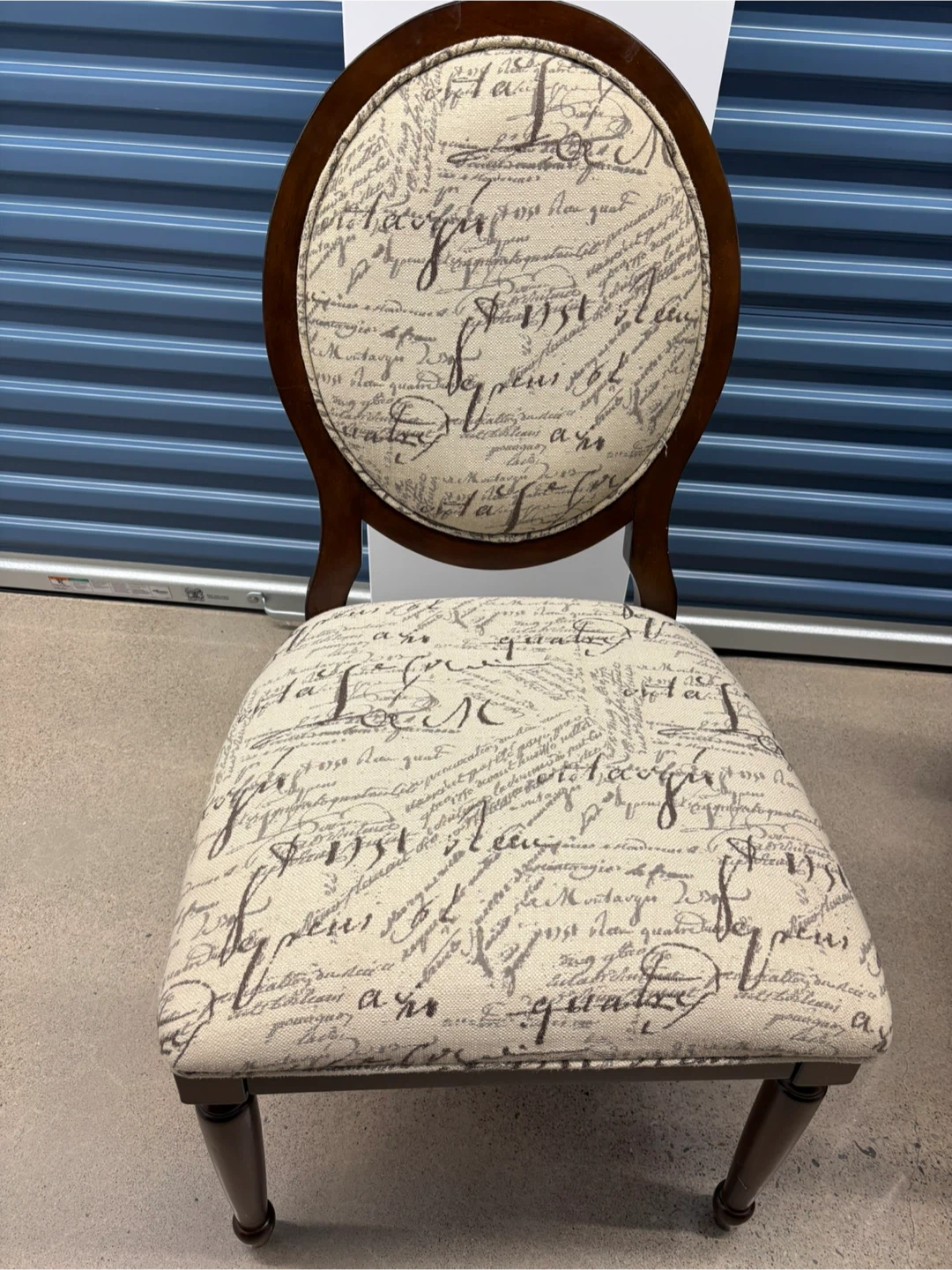 Accent Chair with Script Design - photo 2