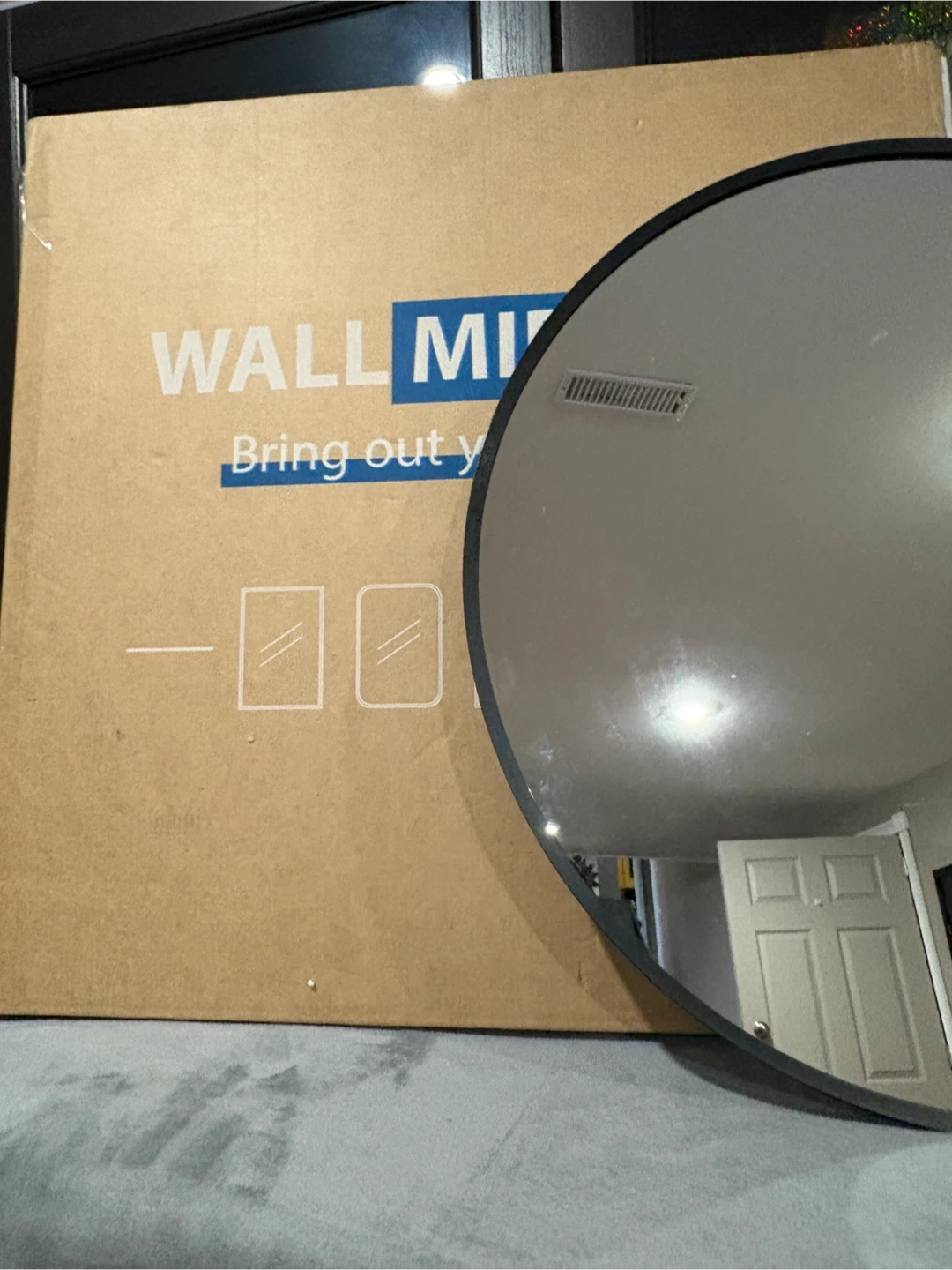 Black Round Wall Mirror 24x24 - photo 3