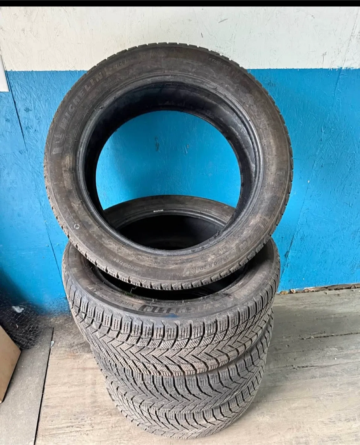 255/50R20 Michelin X Ice