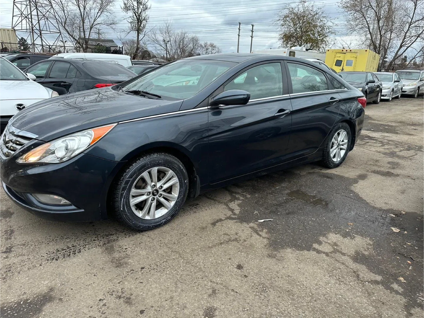 Hyundai Sonata Sedan image indicator(2)