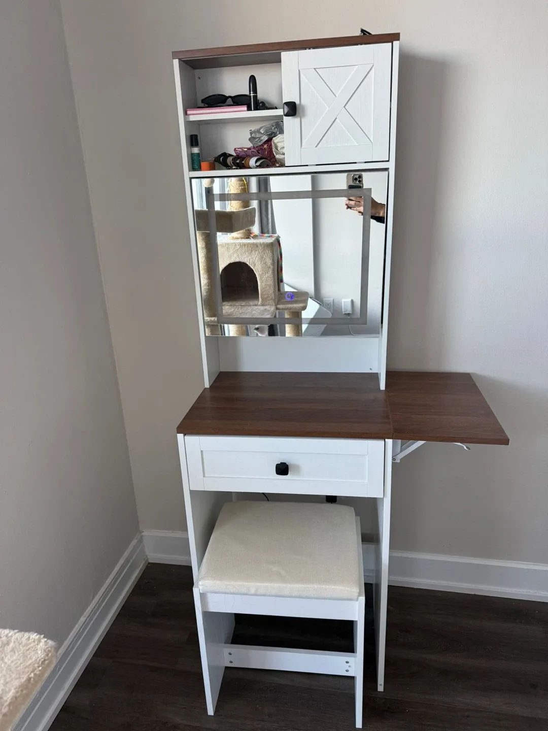 White Vanity Makeup Table with Mirror
