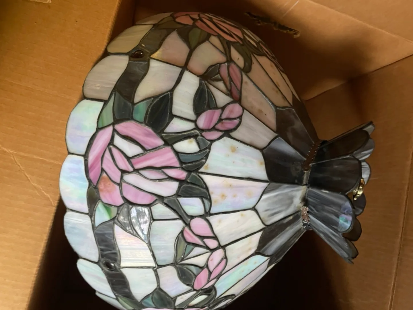 Stained Glass Floral Lamp Shade