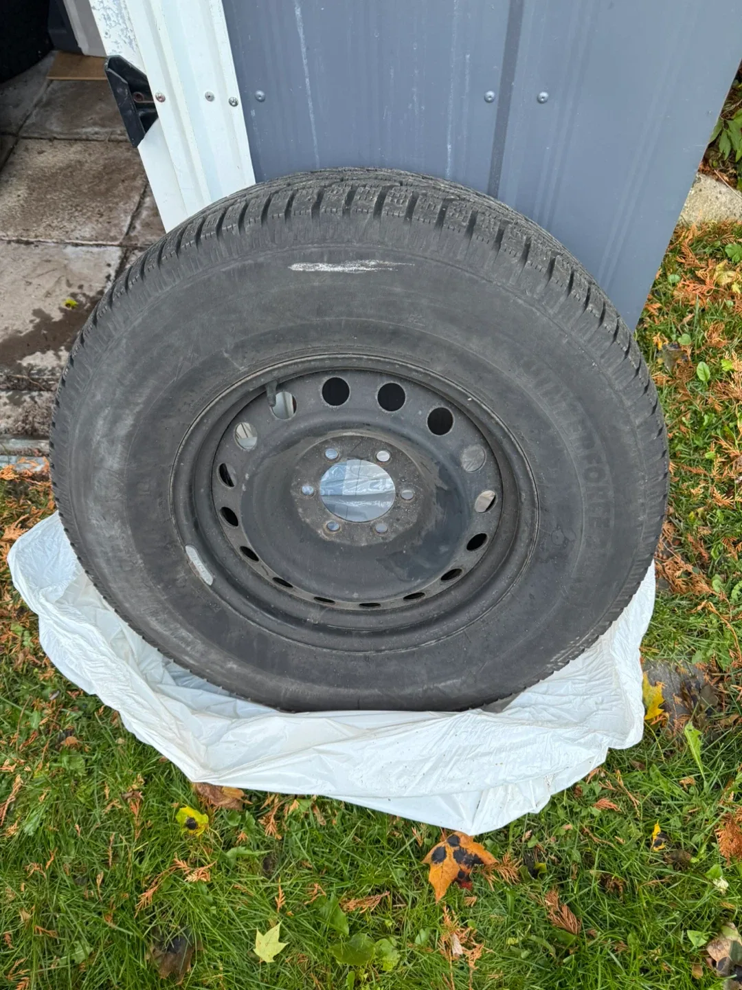 265/70R17 Winterforce 2 Tire image indicator(5)