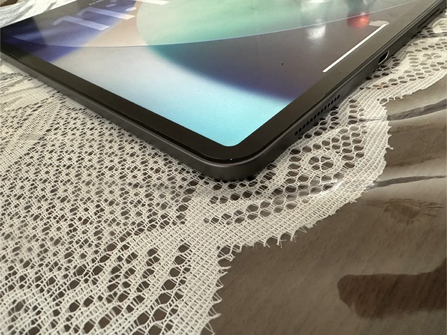 11” iPad pro (128GB) image indicator(3)