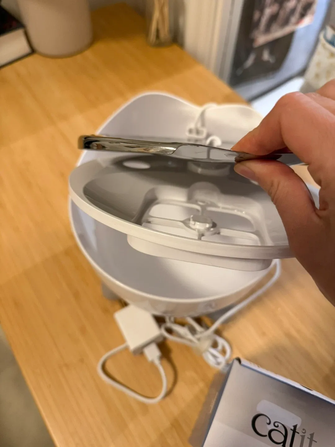 Catit Pixi Cat Fountain w/ 5 Filters image indicator(2)