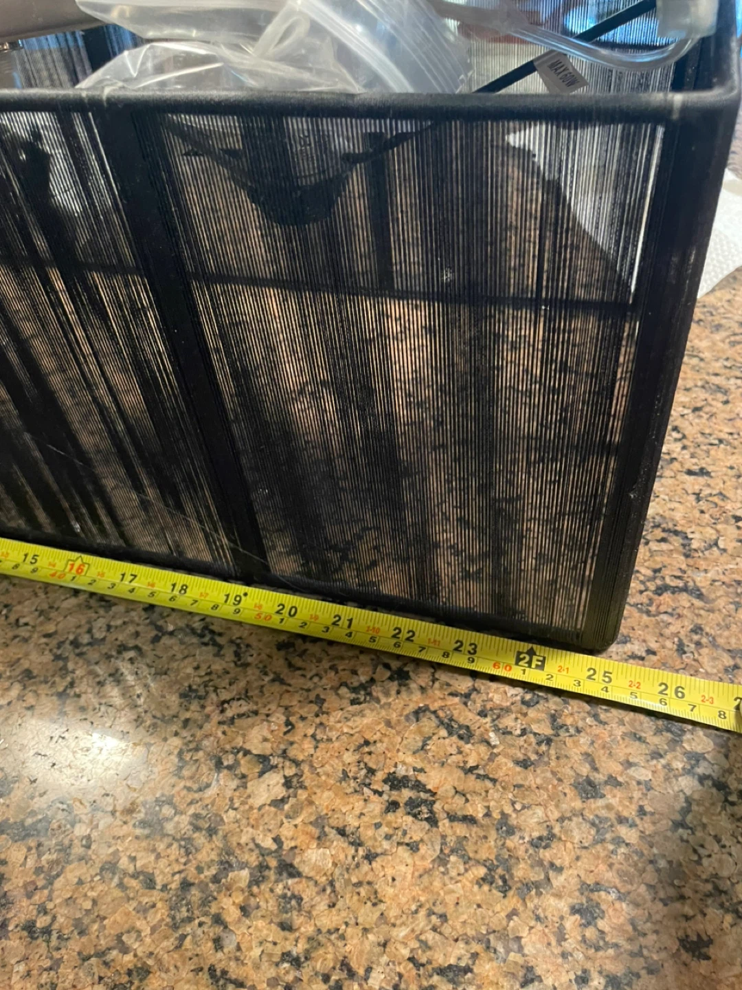 🖤 FREE Modern Black Rectangle Light Fixture — $25 - photo 2