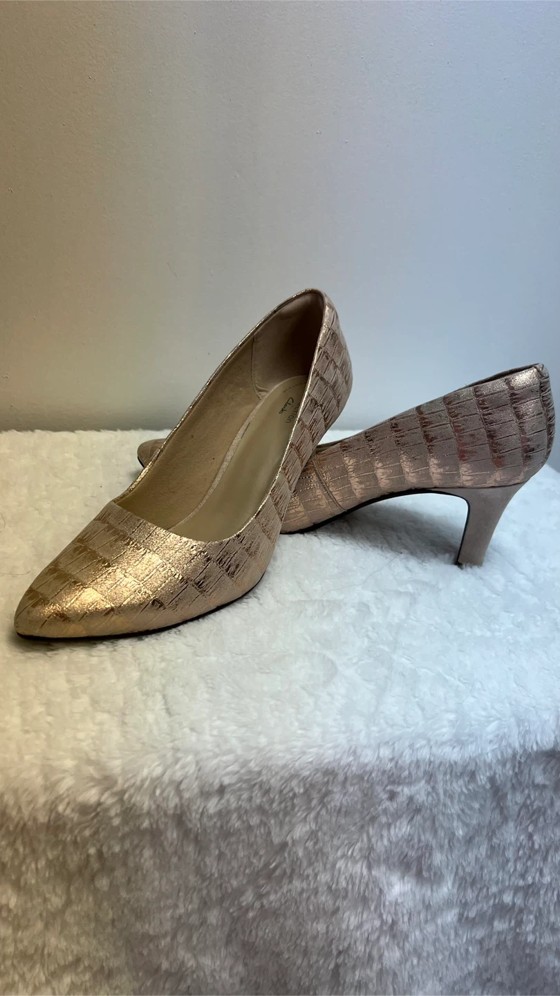 Clarks Womens Heels