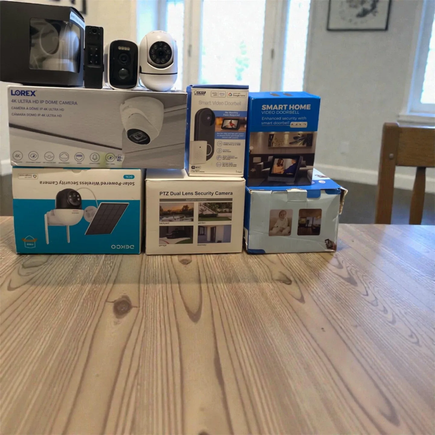 Mixed Lot: Lorex, Dekco, PTZ Security Cameras